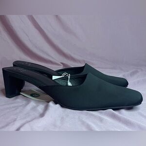 New day  Black Women's Mules silky slid on sz 10 new